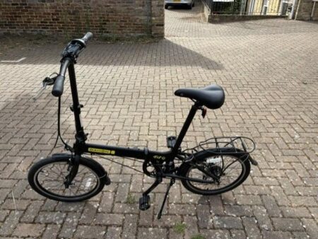 Czarny Dahon HIT D6