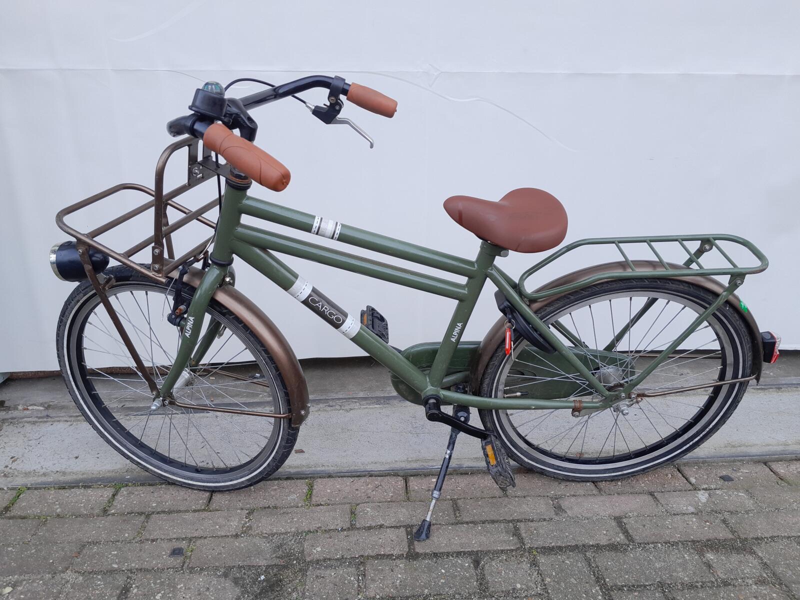 22 cali Alpina Cargo z een voordrager. - obrazek 2