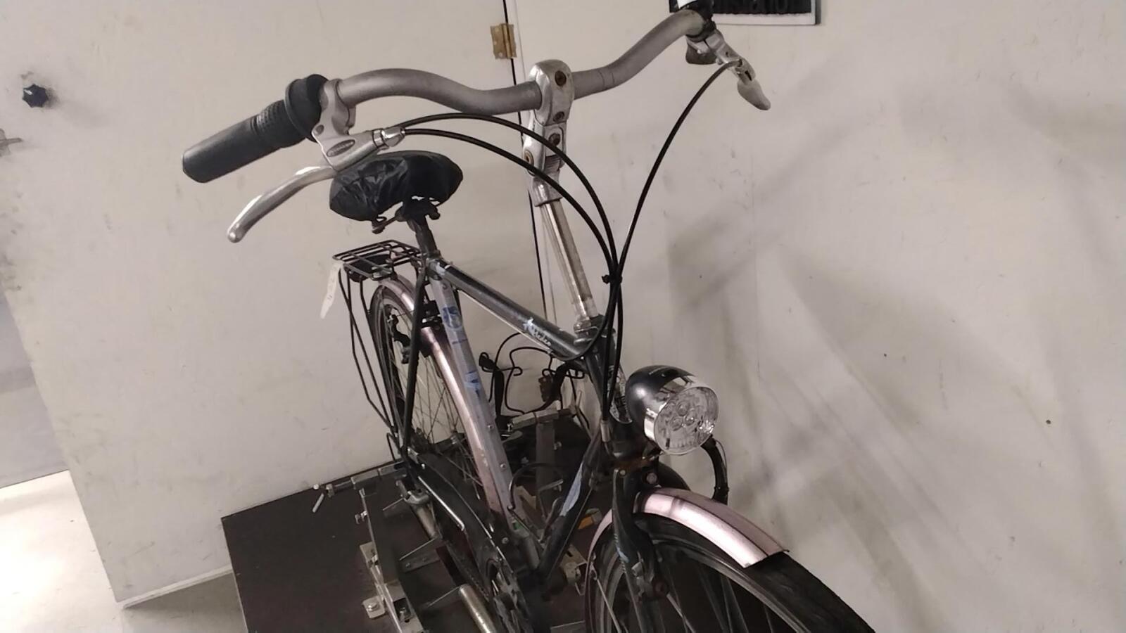 Czarny Gazelle Medeo rower męski - obrazek 2