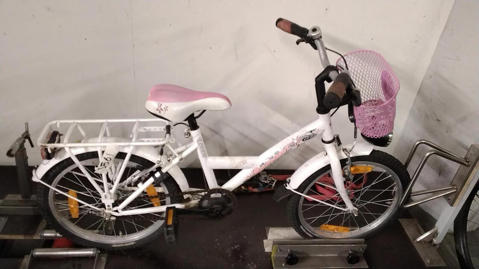 Biały Loekie Romanz kinderfiets
