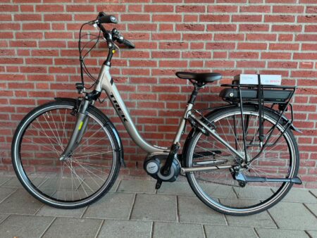 Szary/metaliczny Trek TM200+