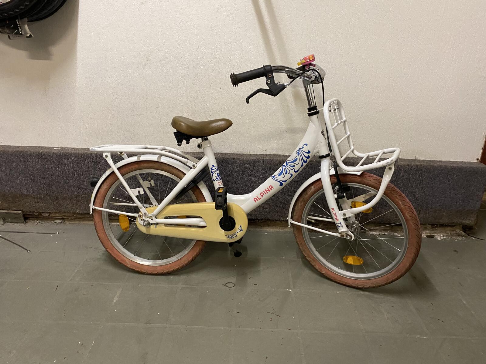 Biały Alpina kid's bike