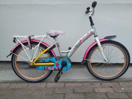 20 cali Loekie Prinses z een terugtraprem.