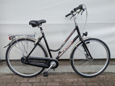 28 cali Giant Auckland z 7 biegi.
