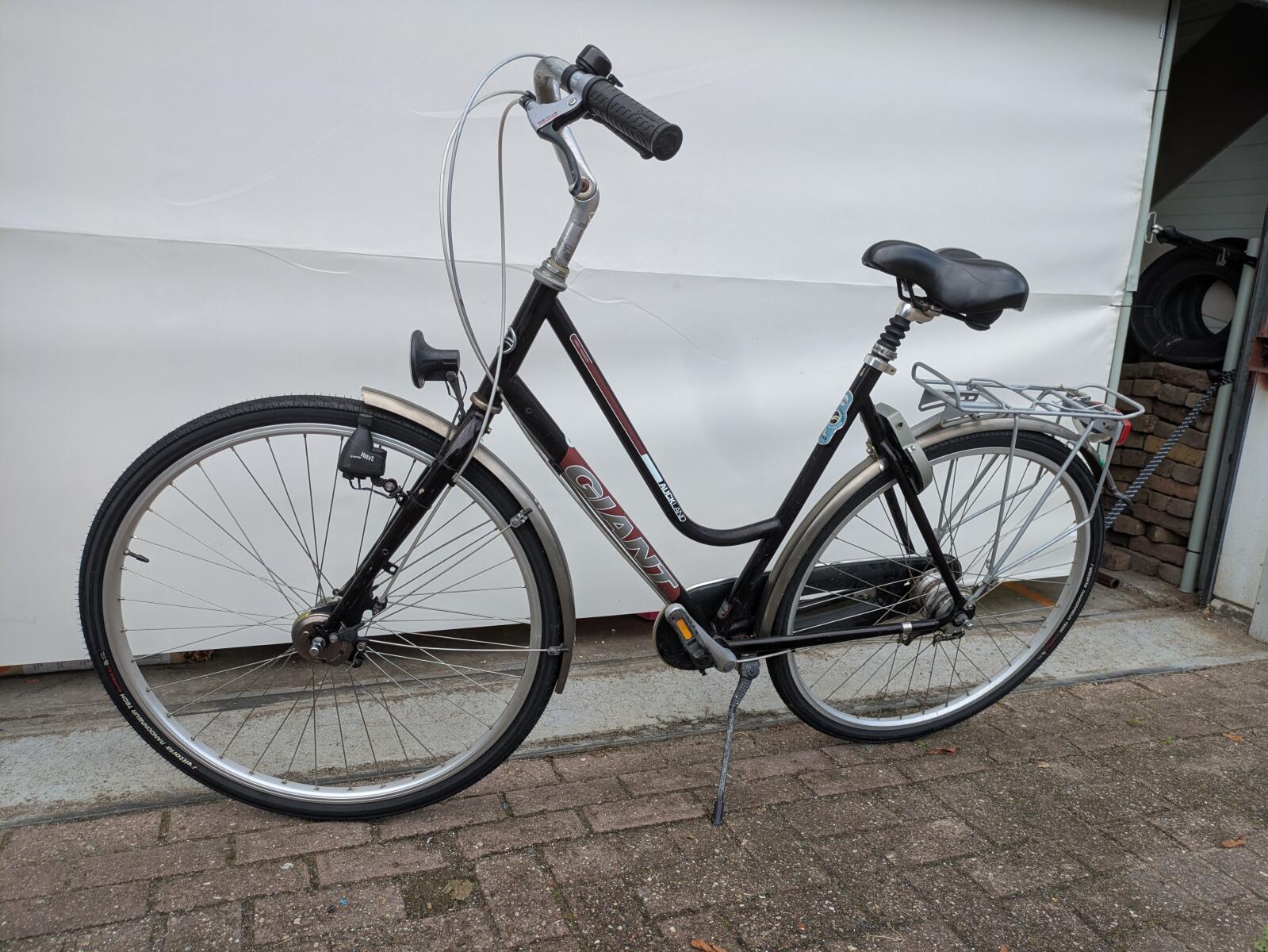 28 cali Giant Auckland z 7 biegi. - obrazek 2